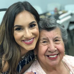 Meet your Posher, Raquel